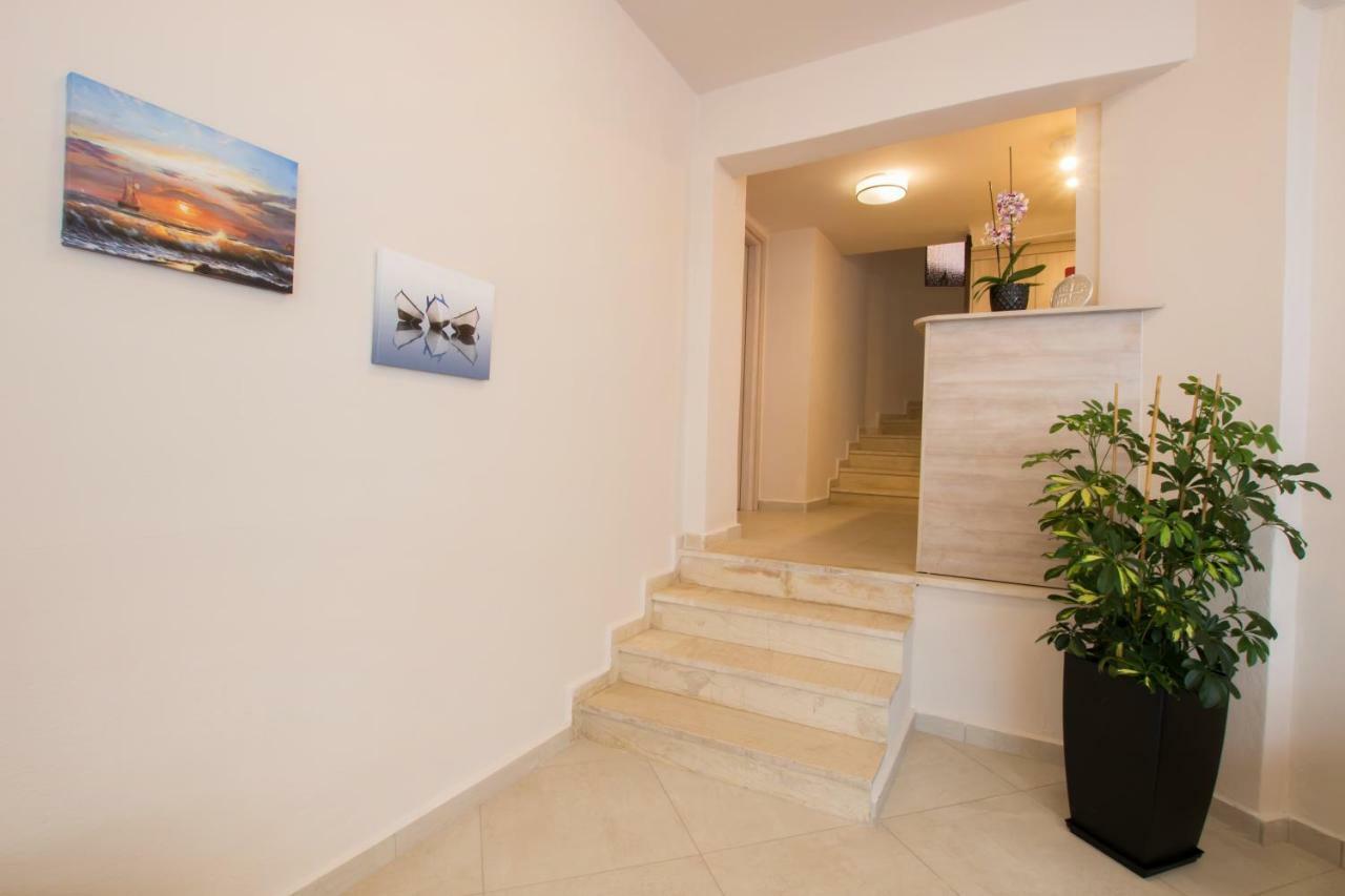 Porfyris Studios And Apartments Karpathos Exterior photo